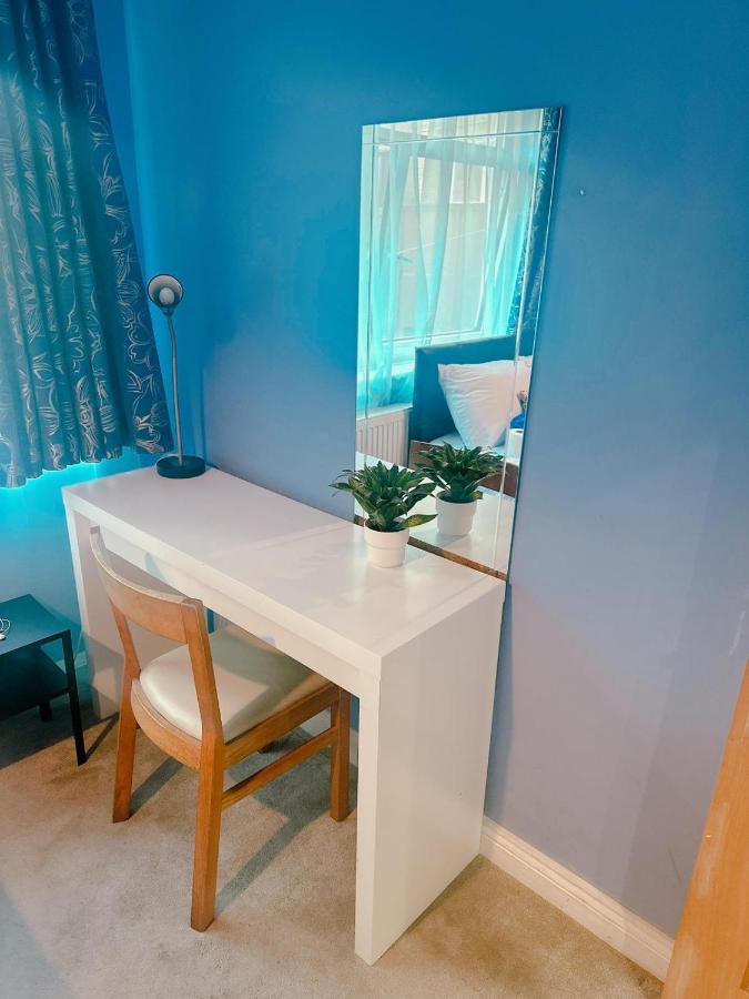 Luxury Double Blue Room ロンドン エクステリア 写真